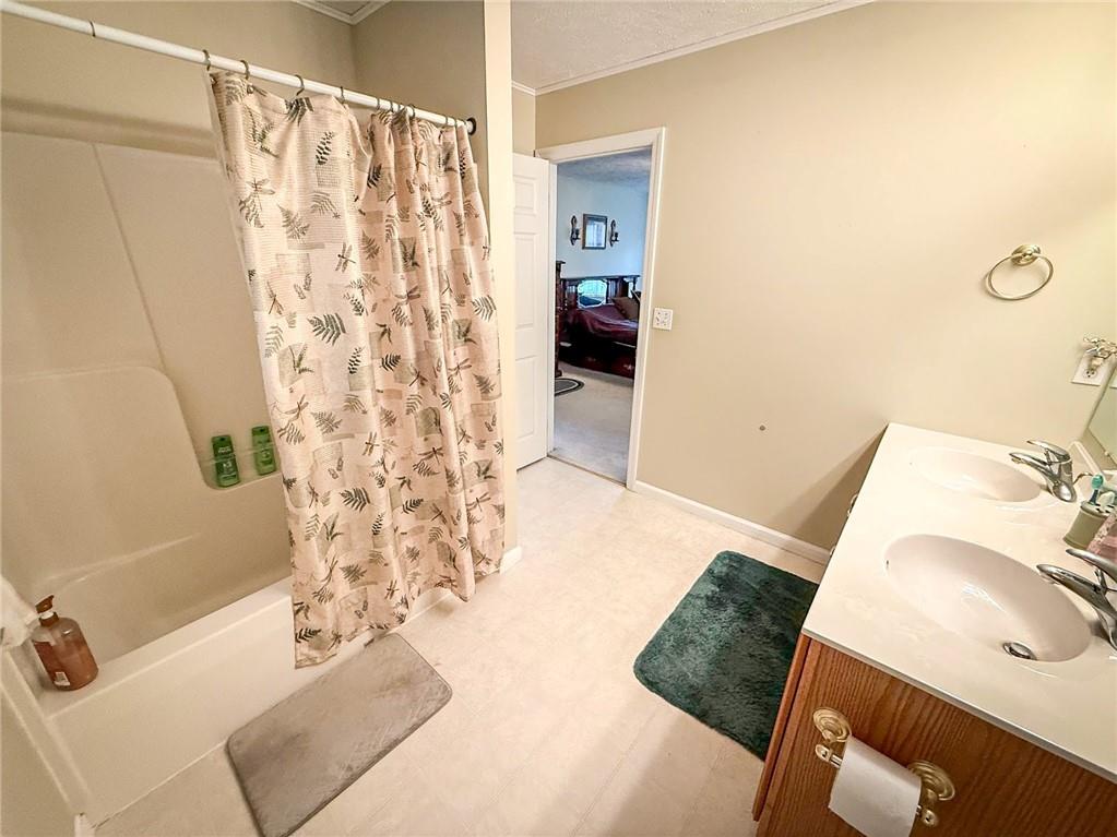 207 October Drive Butler, PA 16002 - Photo 31 of 44 Gallery Image 31
