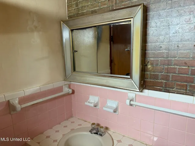 $37,500 | 924 Ann Banks Street, Jackson, MS 39213