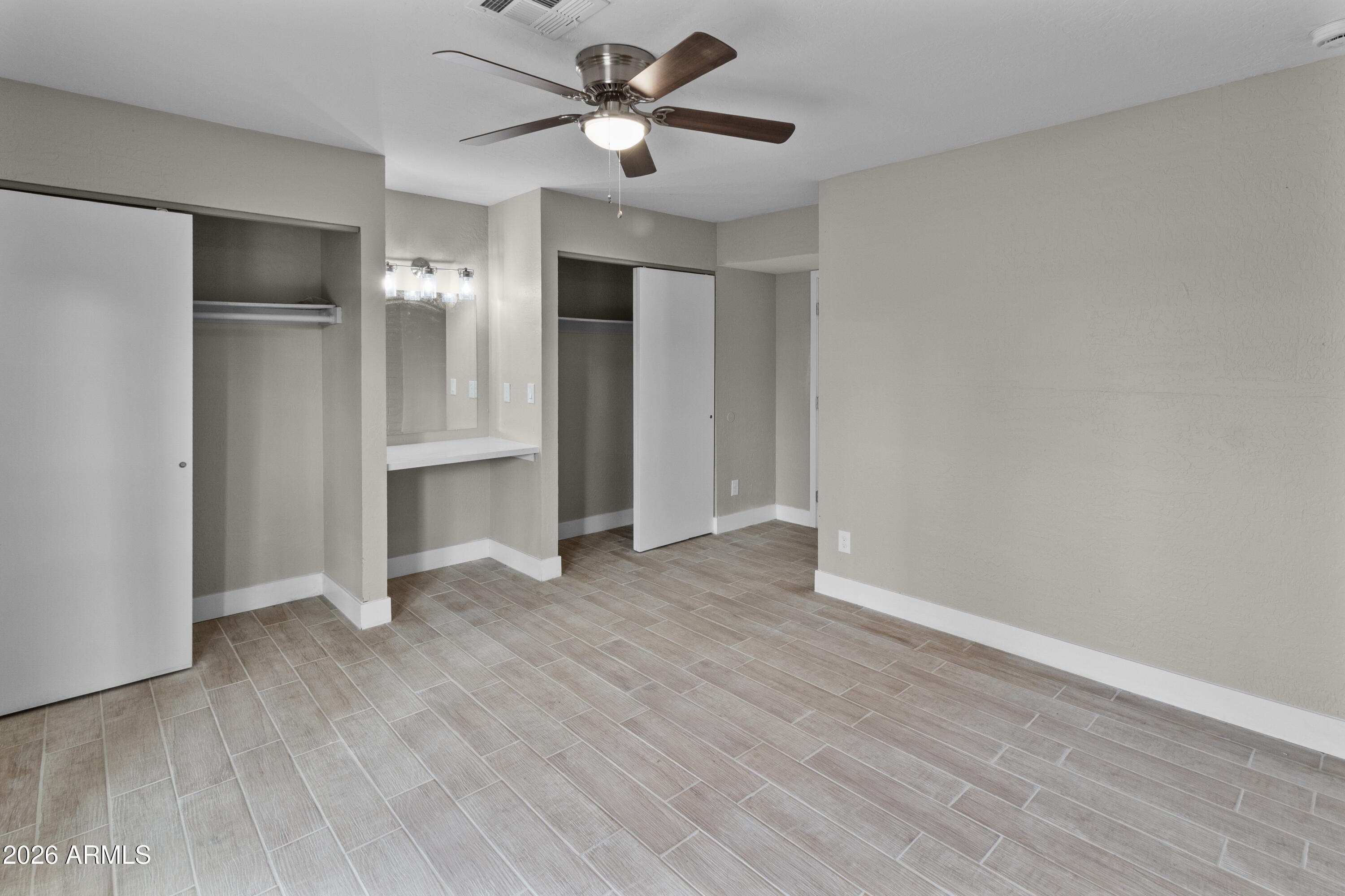 5647 West Roma Avenue Phoenix, AZ 85031 - Photo 16 of 24 IMG_8506