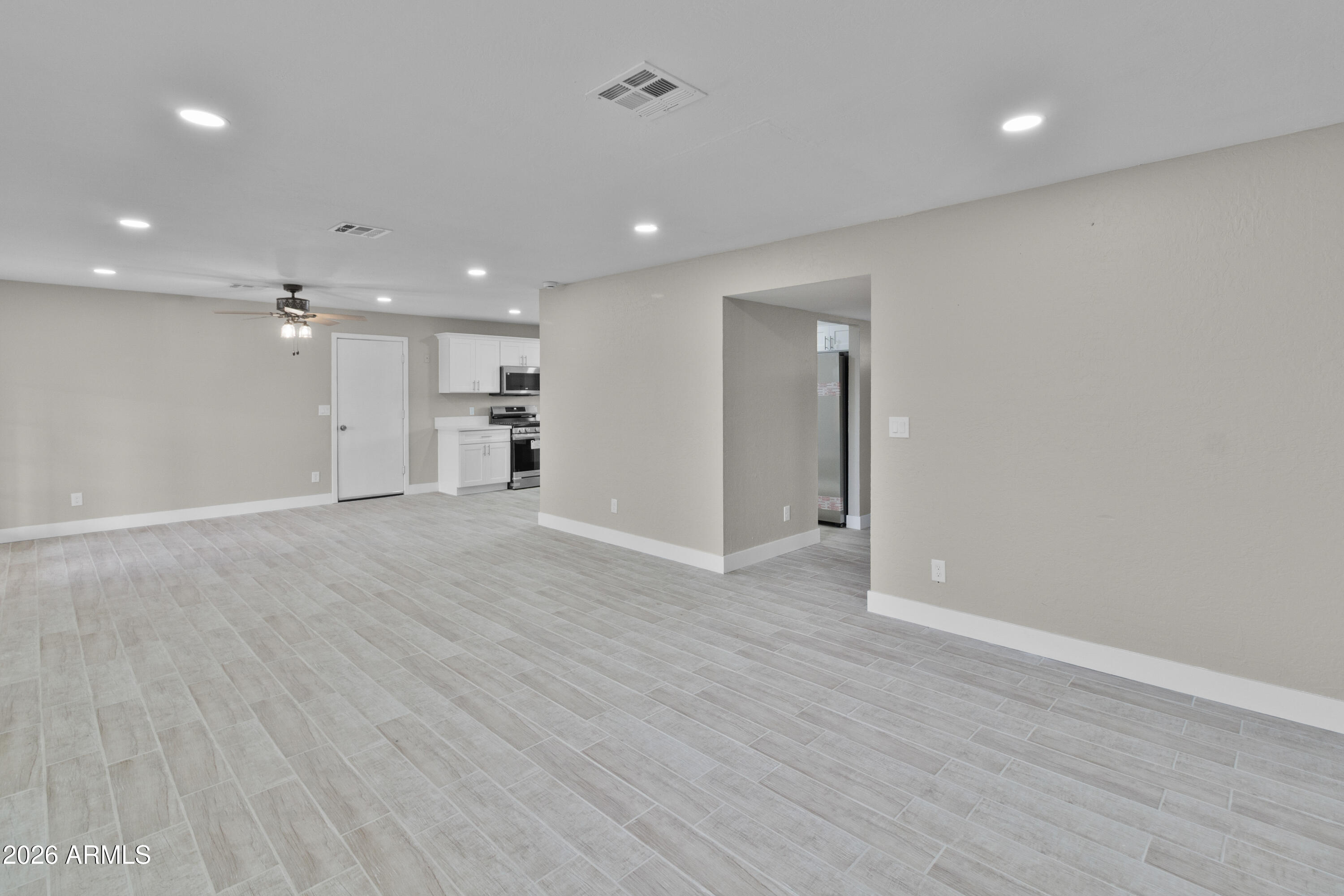 5647 West Roma Avenue Phoenix, AZ 85031 - Photo 8 of 24 IMG_8477