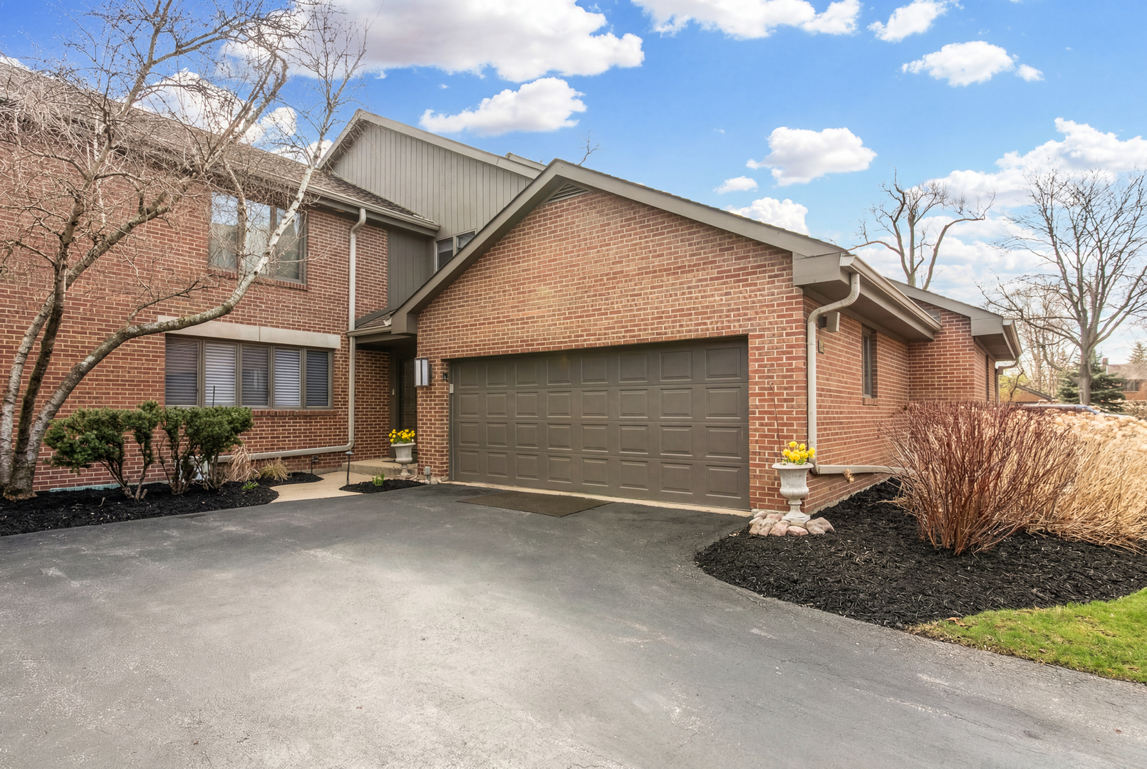 49 Park Lane, Unit 49 Park Ridge, IL 60068 - Photo 1 of 39