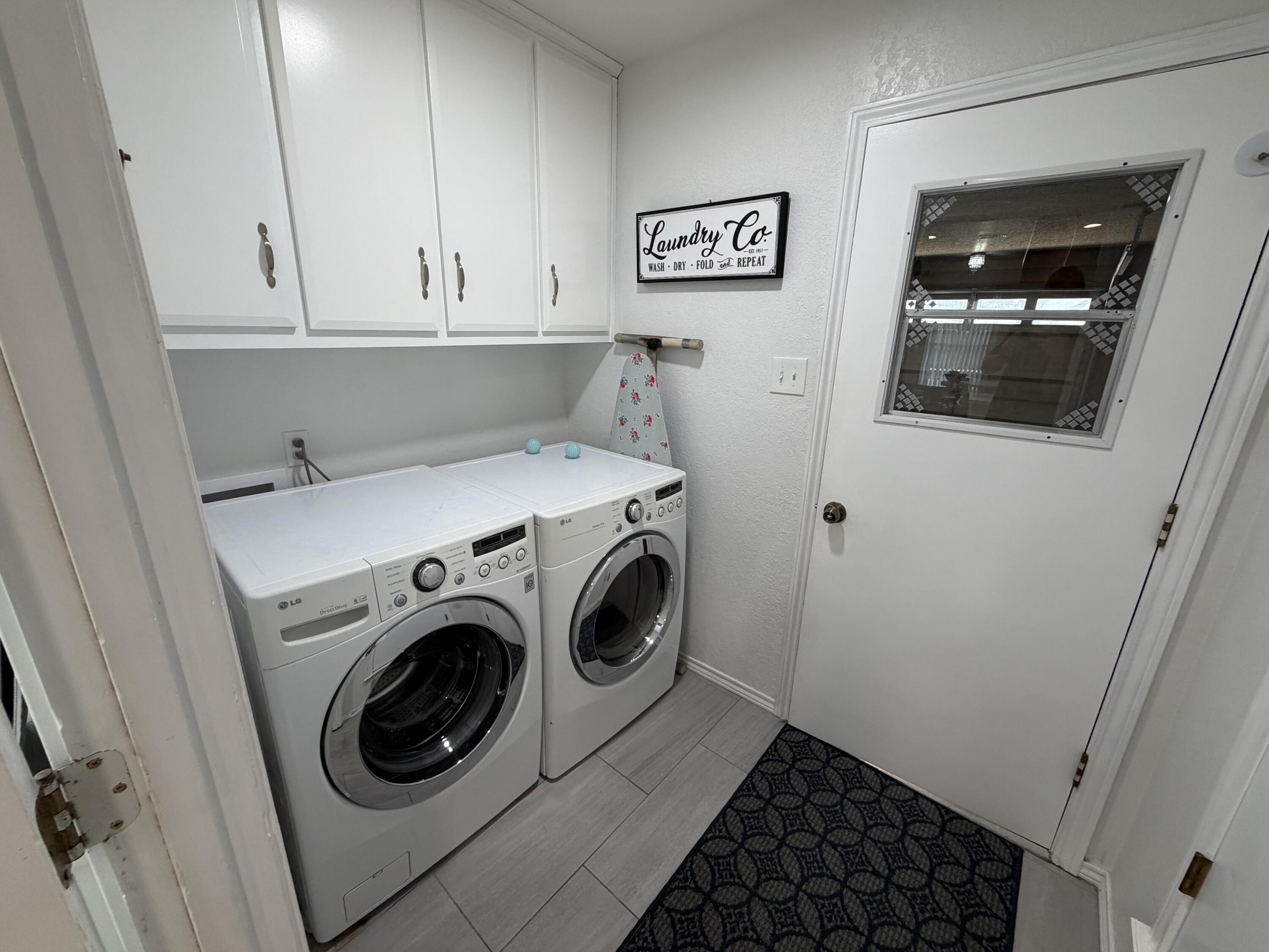 3236 94th Street Lubbock, TX 79423 - Photo 25 of 31 a view of washer and dryer
