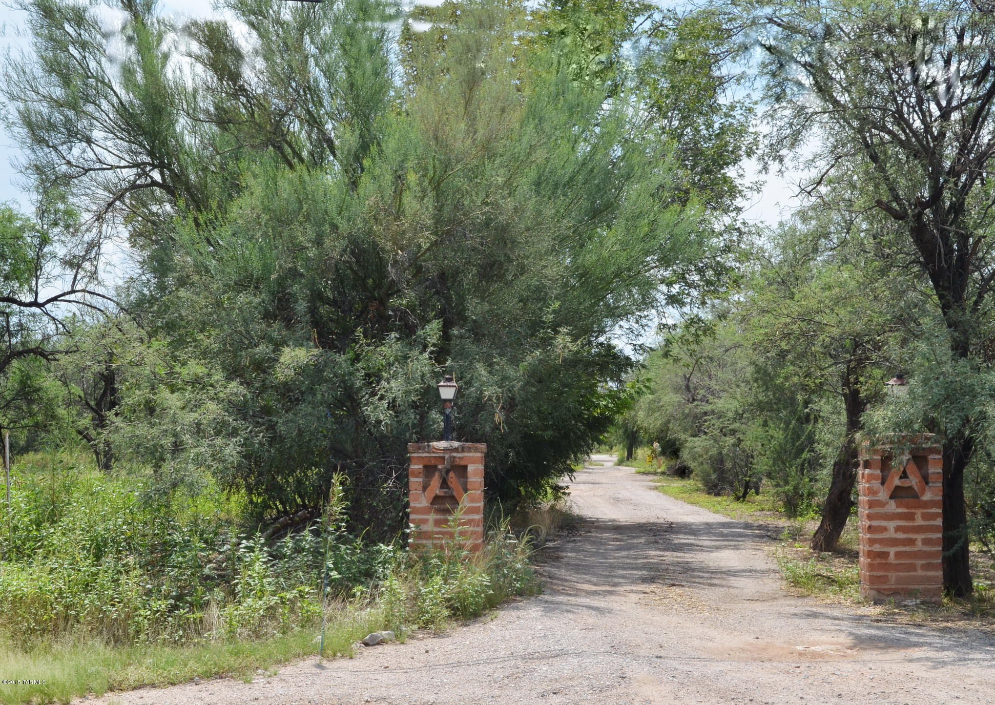 10894 East Tanque Verde Road Tucson, AZ 85749 - Photo 2 of 24 Gallery Image 2