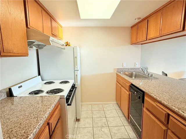 $355,000 | 918 West Garvey Avenue, Unit 318, Monterey Park, CA 91754