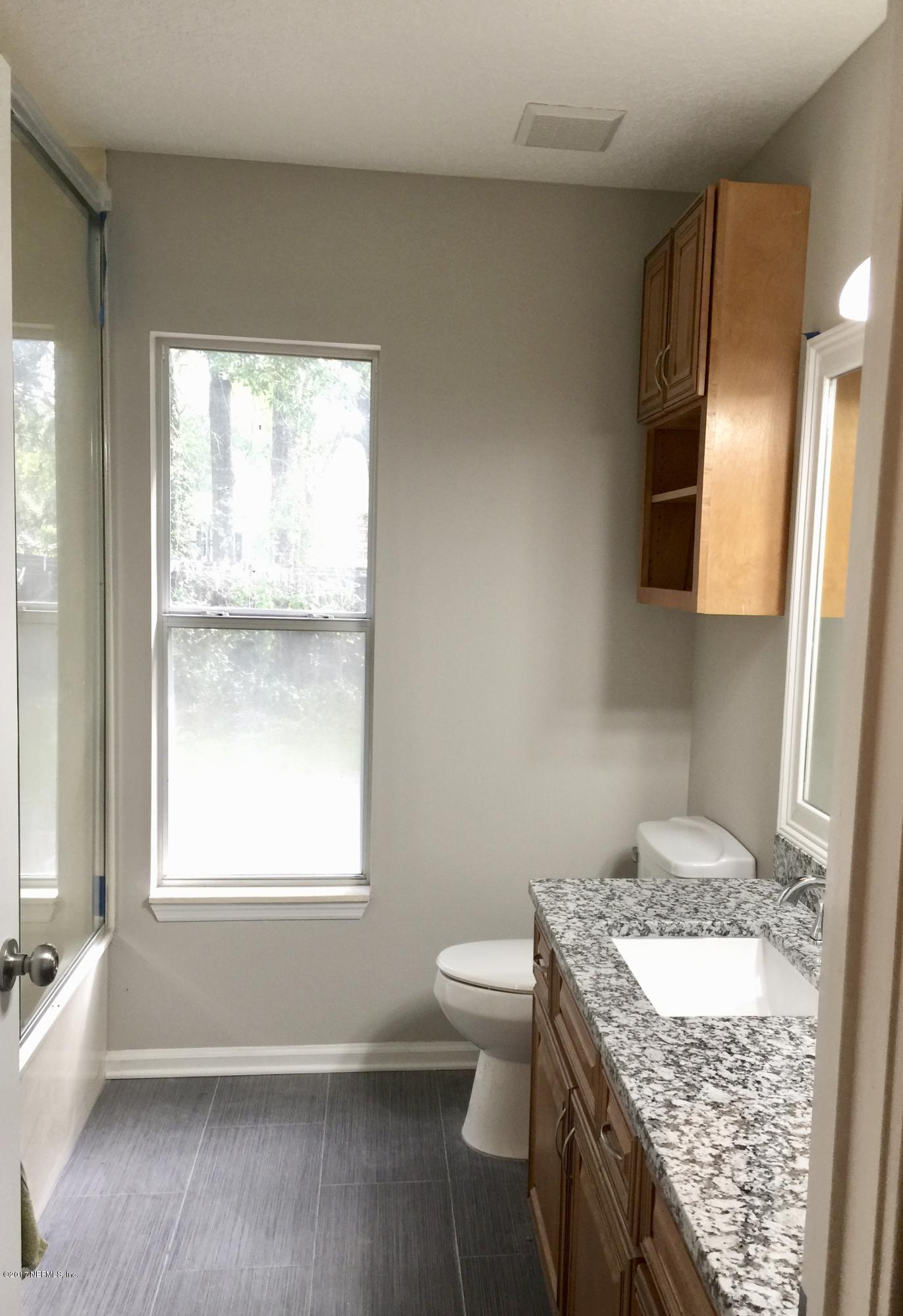 4861 Herton Road Jacksonville, FL 32258 - Photo 16 of 26 Bathroom 2
