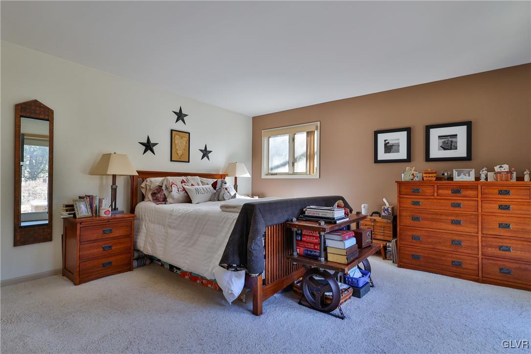 3704 Wilhelm Road Hellertown, PA 18055 - Photo 22 of 52 1st Floor Master