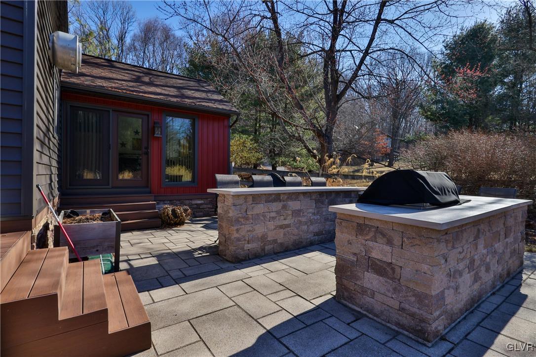 3704 Wilhelm Road Hellertown, PA 18055 - Photo 40 of 52 Outdoor Kitchen