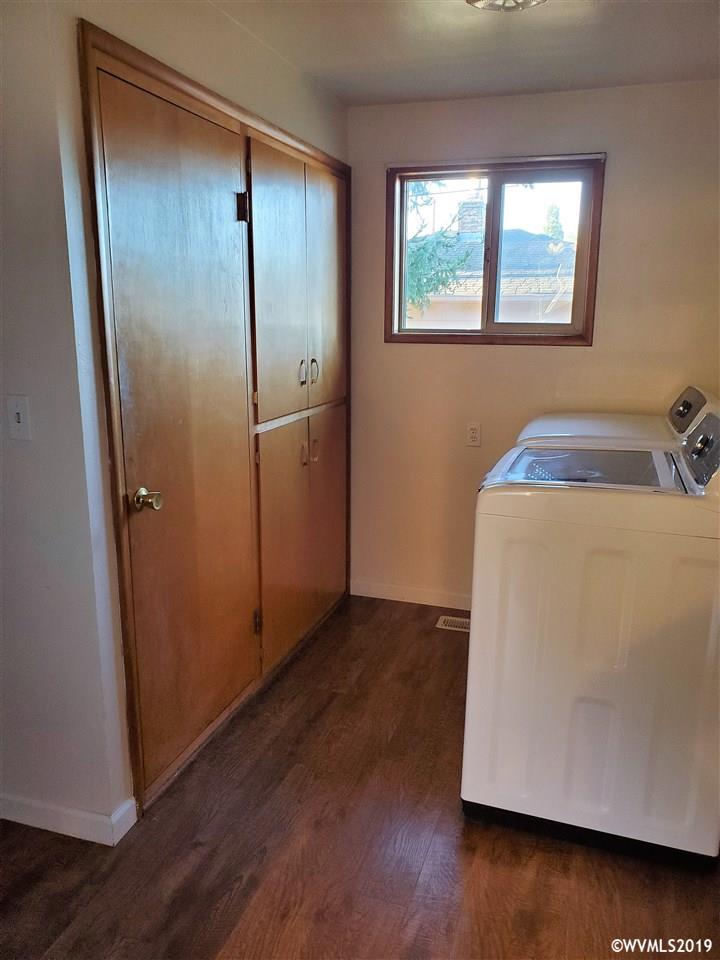 175 Southeast Fir Villa Road Dallas, OR 97338 - Photo 14 of 31 Gallery Image 14