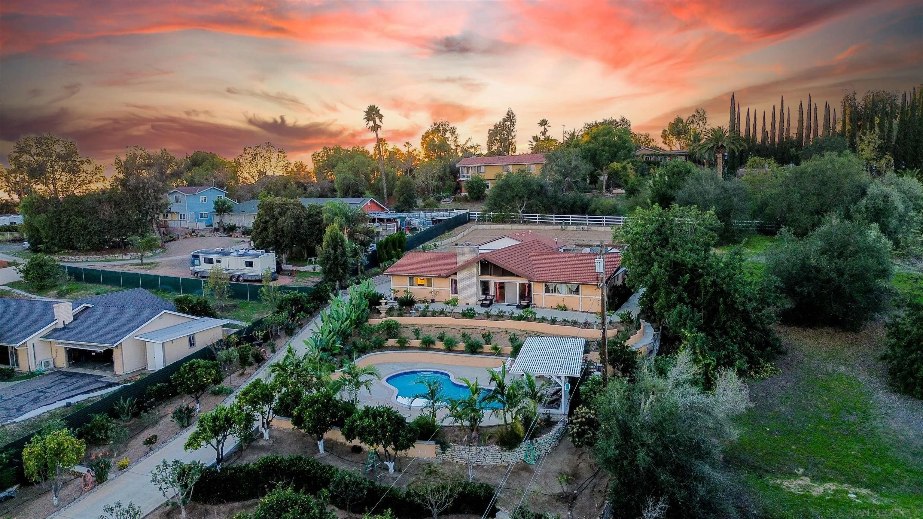 732 Hamilton Lane Fallbrook, CA 92028 - Photo 3 of 54