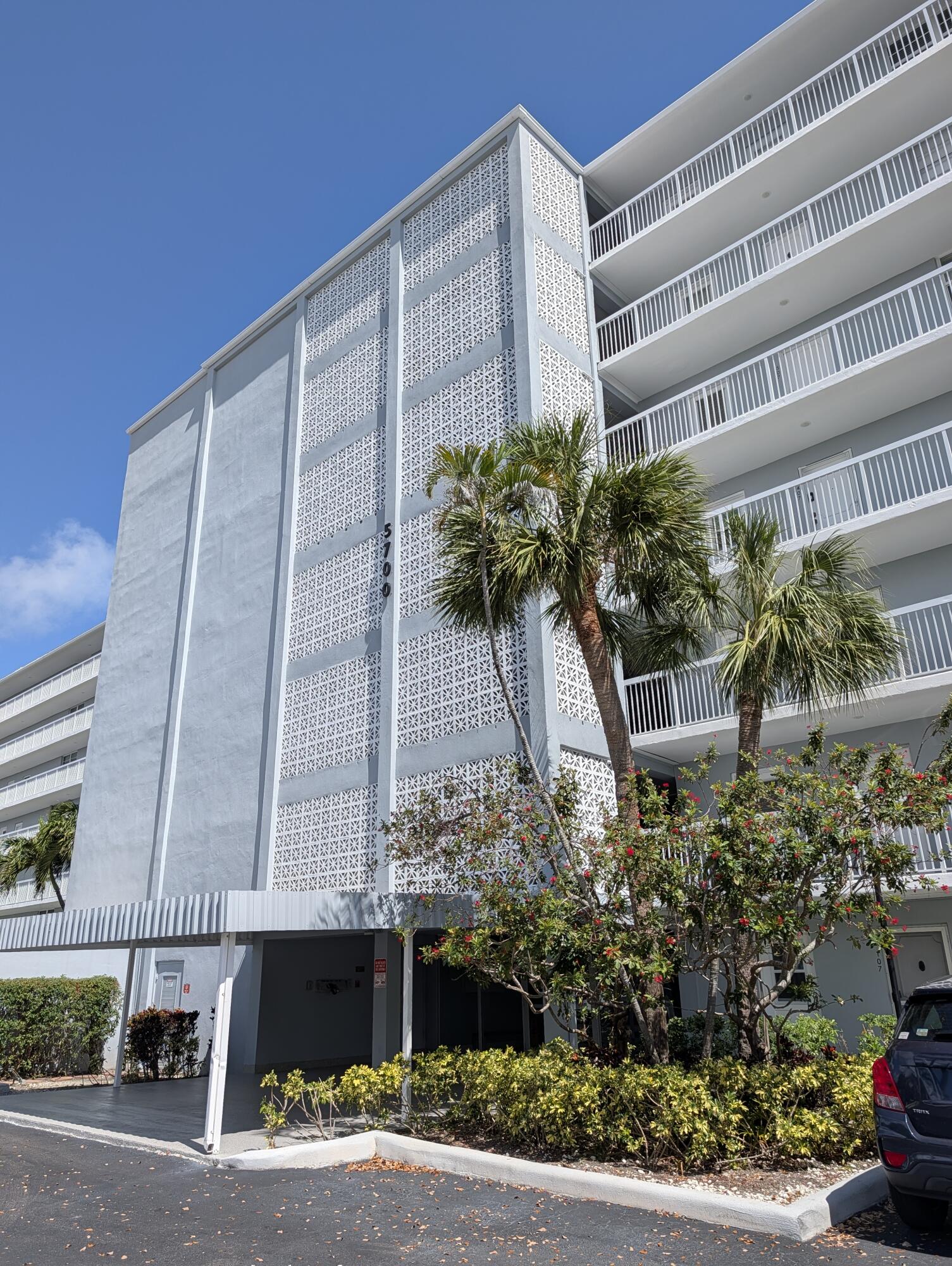 5700 Northwest 2nd Avenue, Unit 509 Boca Raton, FL 33487 - Photo 3 of 20 a front view of a building
