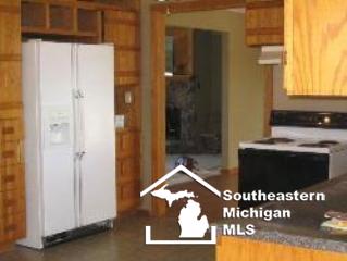 11705 Exeter Road Carleton, MI 48117 - Photo 5 of 8 21480431-4.JPG