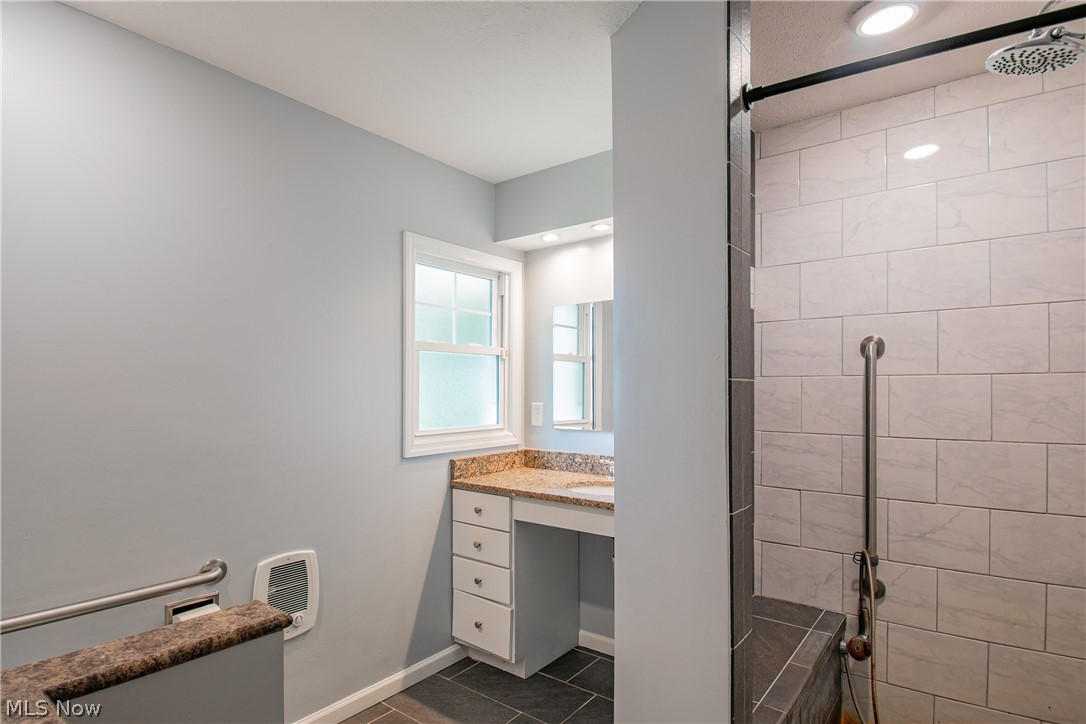 4015 Boston Road Brecksville, OH 44141 - Photo 16 of 40 Gallery Image 16