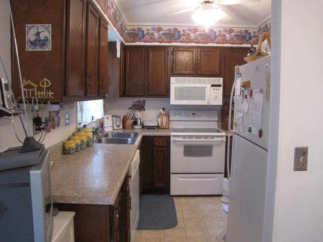 710 Hunts Bridge Road, Unit 3 Greenville, SC 29617 - Photo 4 of 12