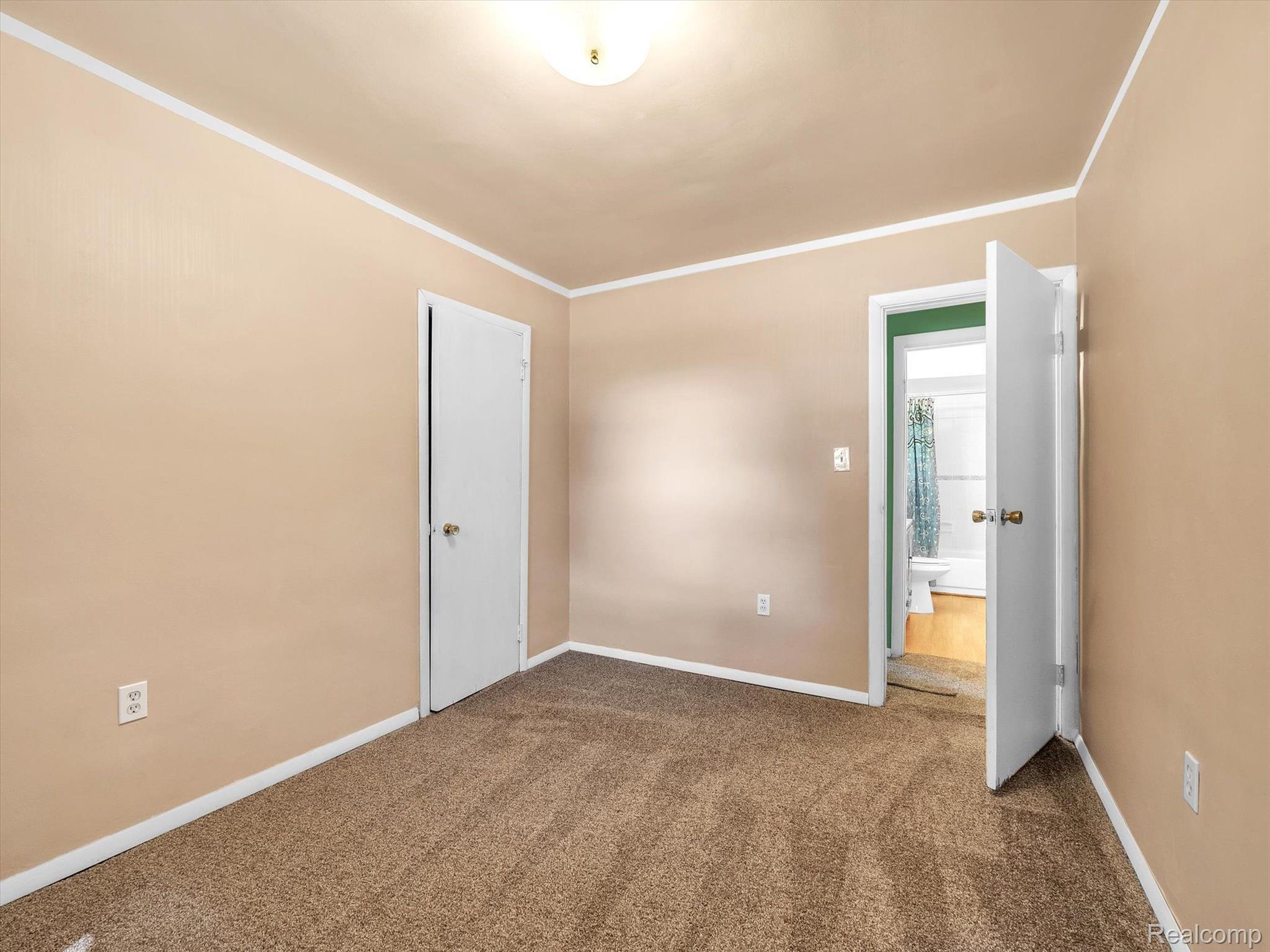 2491 Frankson Avenue Rochester, MI 48307 - Photo 29 of 45 Gallery Image 29