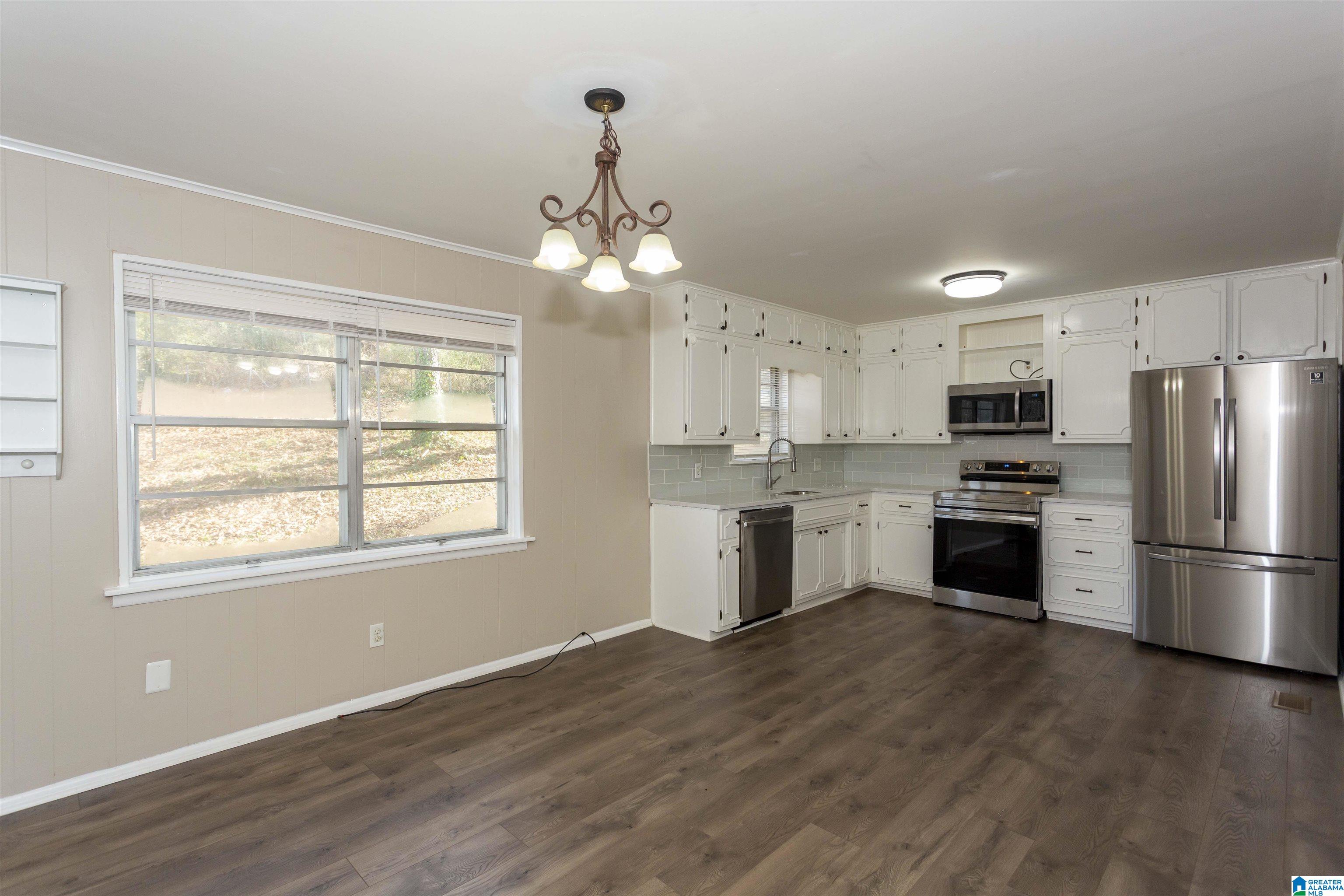 905 Windover Road Birmingham, AL 35215 - Photo 12 of 31