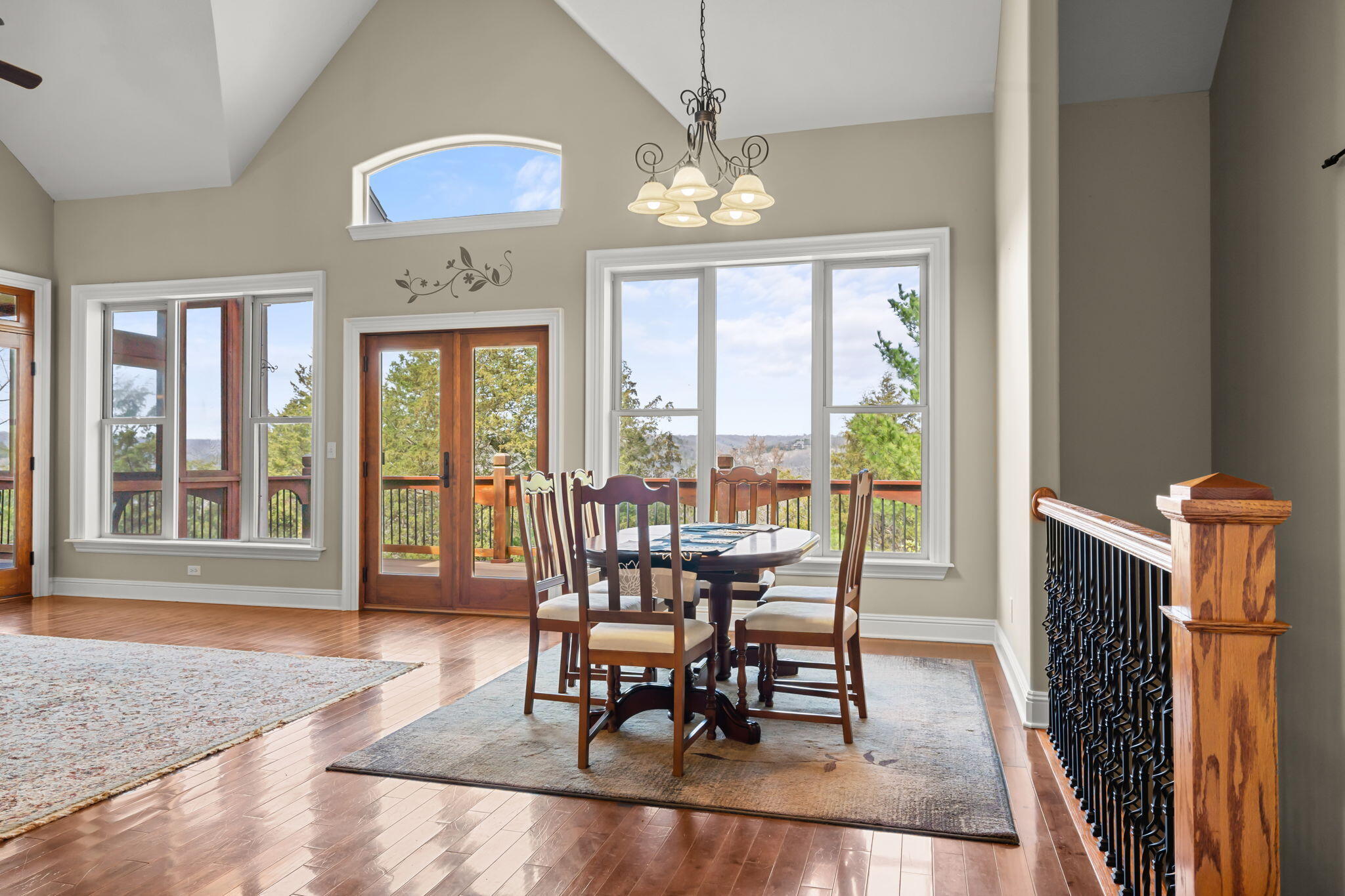 512 Silverwood Place Reeds Spring, MO 65737 - Photo 10 of 84 Spacious Open Concept
