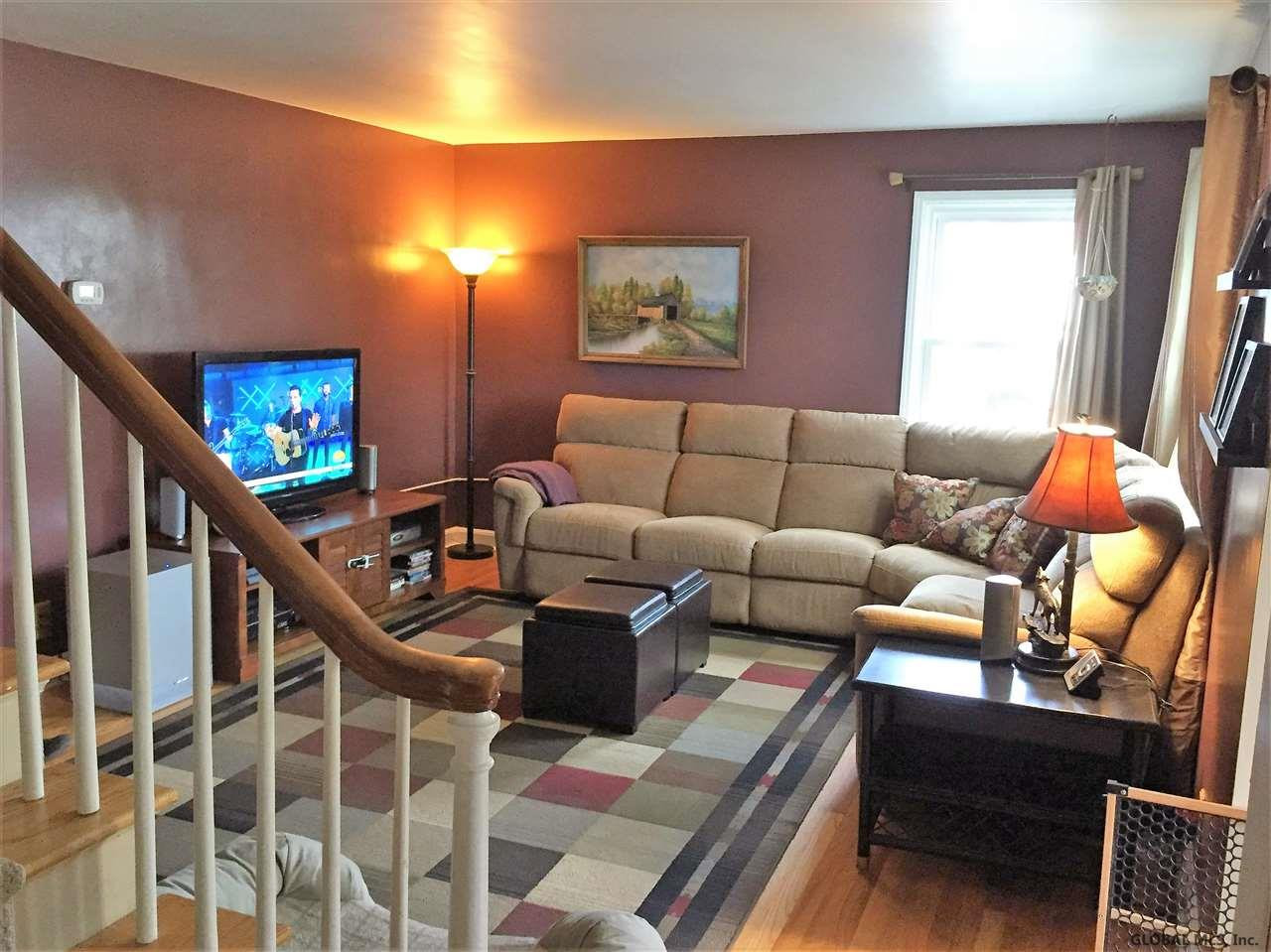 124 Osborne Road Colonie, NY 12205 - Photo 4 of 18 Photo 4