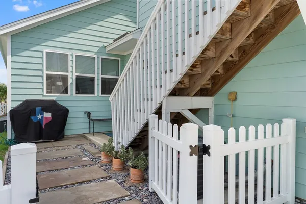 $1,100 | 1600 Arbor Knot Drive, Unit B, Kyle, TX 78640