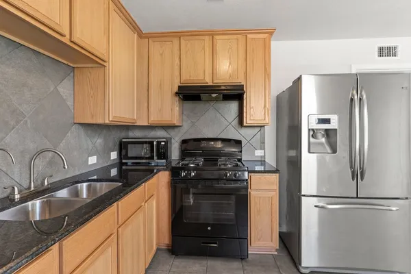 $1,100 | 1600 Arbor Knot Drive, Unit B, Kyle, TX 78640