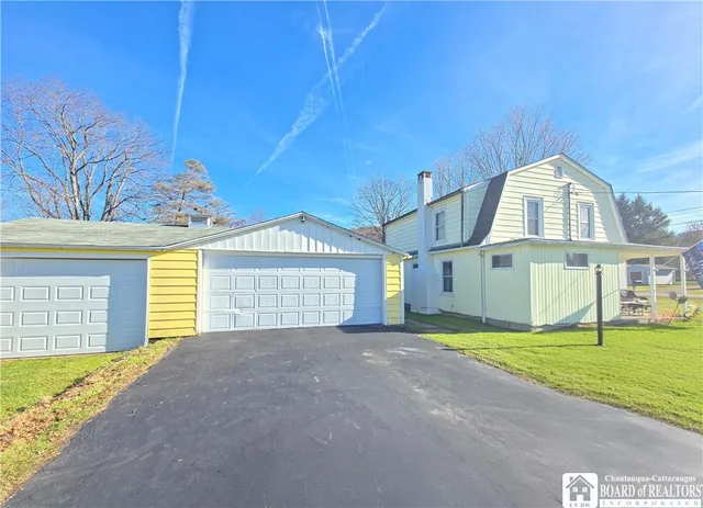 $153,000 | 3254 1st Avenue, Wellsville, NY 14895