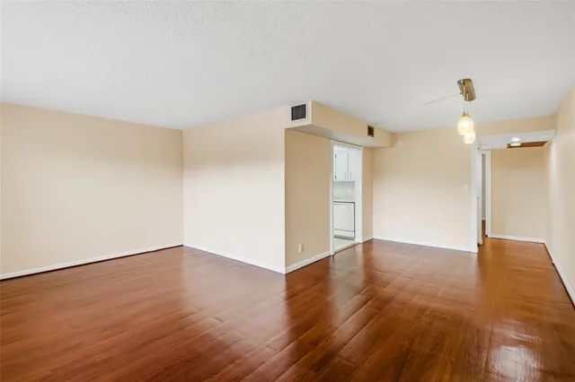 $1,550 | 1805 Eleuthera Point, Unit J2, Coconut Creek, FL 33066