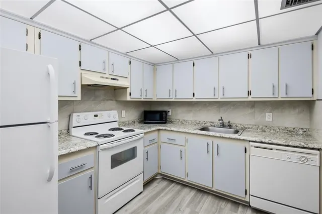 $1,550 | 1805 Eleuthera Point, Unit J2, Coconut Creek, FL 33066