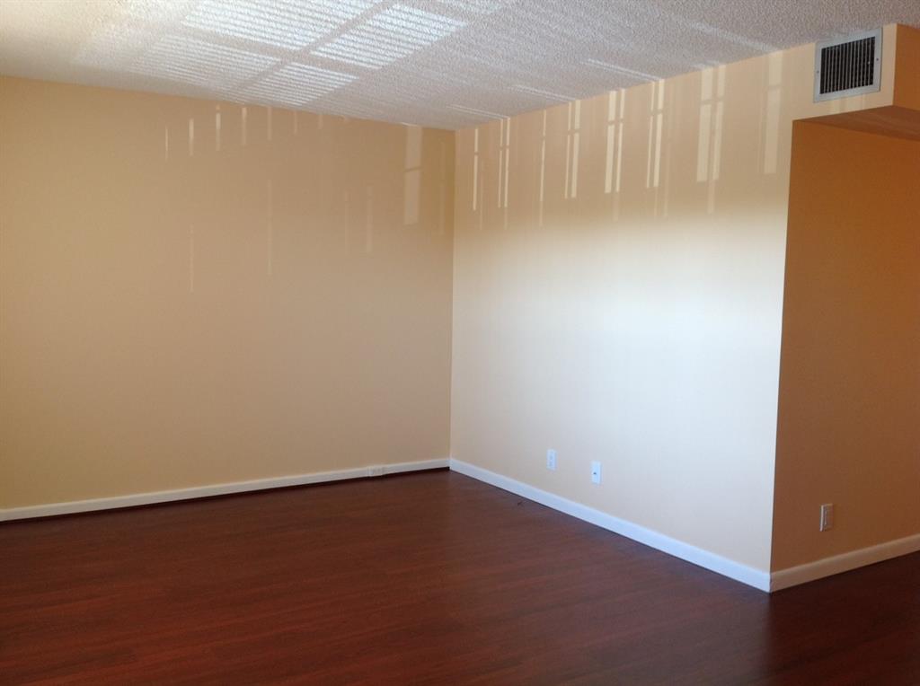 1805 Eleuthera Point, Unit J2 Coconut Creek, FL 33066 - Photo 2 of 22 a view of an empty room