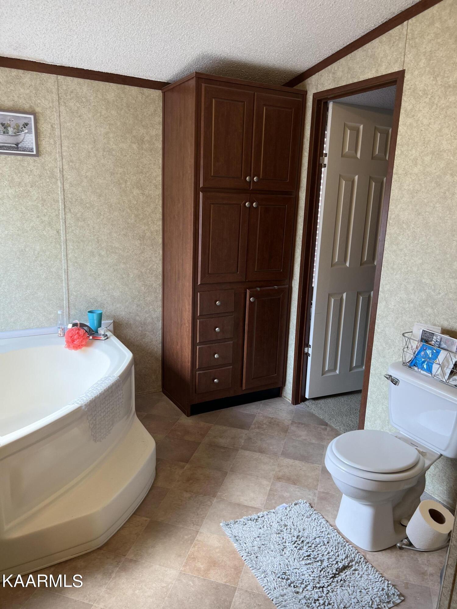 418 Bristol Road Harrogate, TN 37752 - Photo 21 of 26 9180A22A-90A8-409D-9BB0-6DED9F78F191
