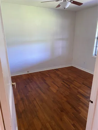 $950 | 1802 North Avenue Q, Freeport, TX 77541