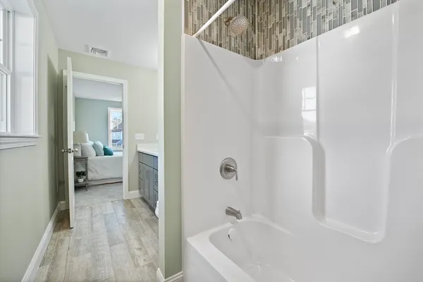 $3,800 | 9 Waterman Way, Unit 9, Middleboro, MA 02346