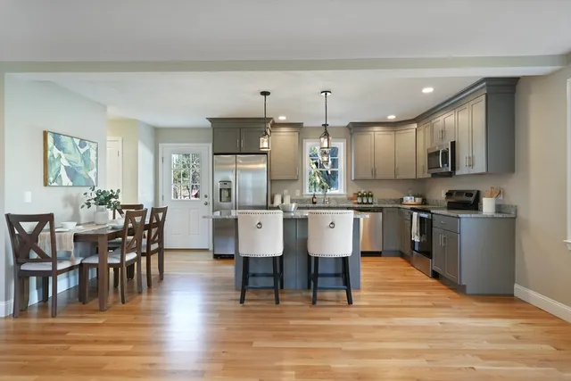 $3,800 | 9 Waterman Way, Unit 9, Middleboro, MA 02346