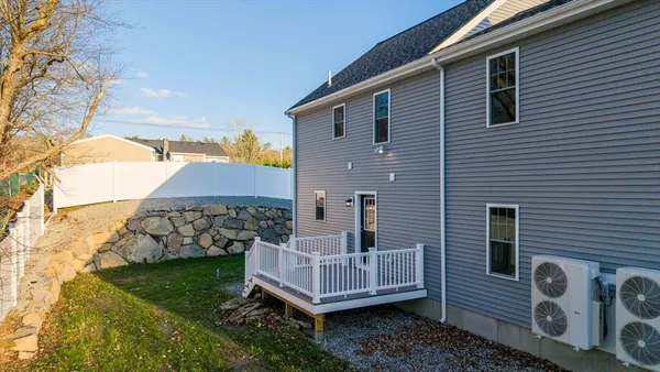 $3,800 | 9 Waterman Way, Unit 9, Middleboro, MA 02346