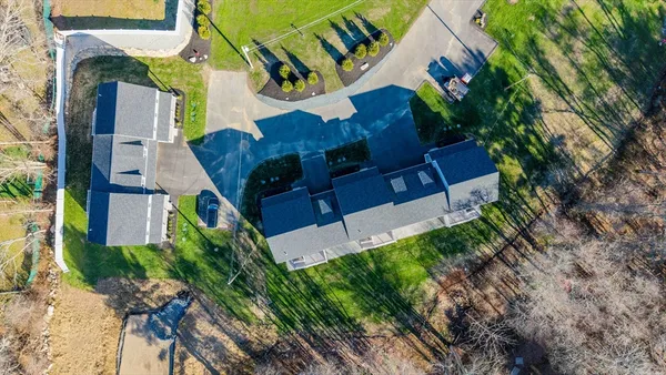 $3,800 | 9 Waterman Way, Unit 9, Middleboro, MA 02346