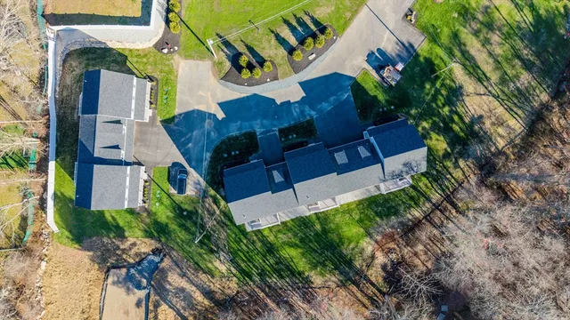 $3,800 | 9 Waterman Way, Unit 9, Middleboro, MA 02346