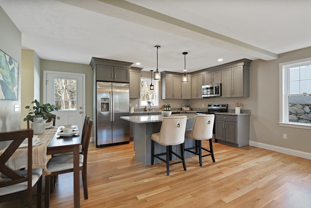 9 Waterman Way, Unit 9 Middleboro, MA 02346 - Photo 6 of 33