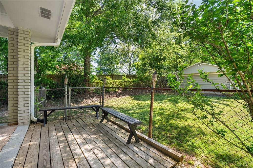 641 Gordon Combs Road Northwest Marietta, GA 30064 - Photo 26 of 32