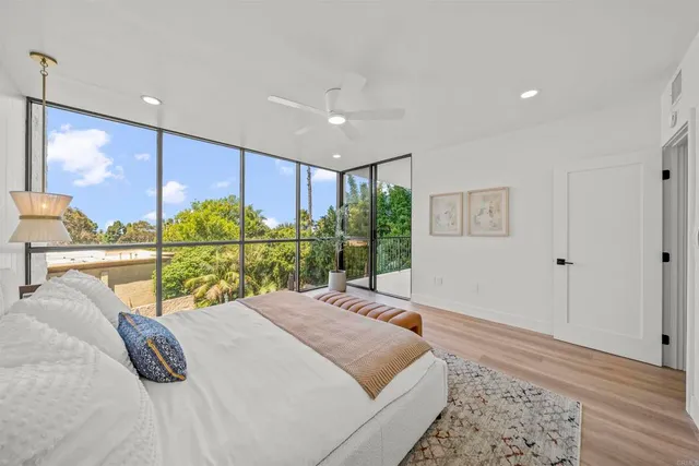 $1,374,900 | 2500 Torrey Pines Road, Unit 305, La Jolla, CA 92037