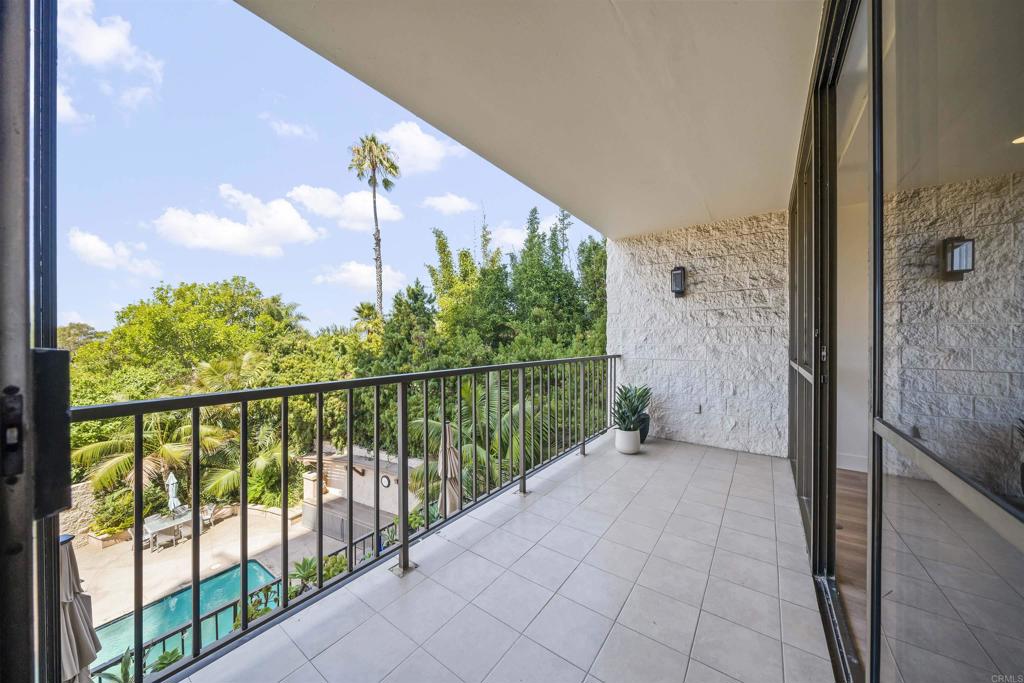 2500 Torrey Pines Road, Unit 305 La Jolla, CA 92037 - Photo 34 of 48 a view of a balcony