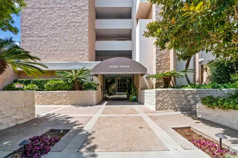 $1,374,900 | 2500 Torrey Pines Road, Unit 305, La Jolla, CA 92037