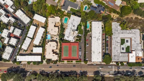 $1,369,900 | 2500 Torrey Pines Road, Unit 305, La Jolla, CA 92037