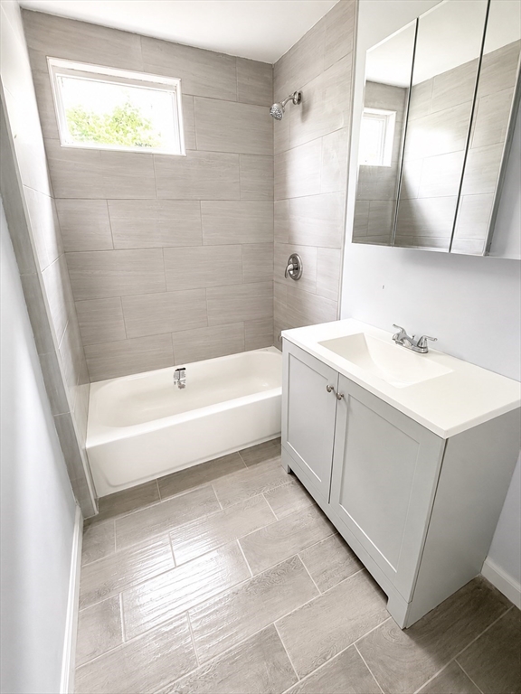 9 Winthrop Street Worcester, MA 01604 - Photo 2 of 20