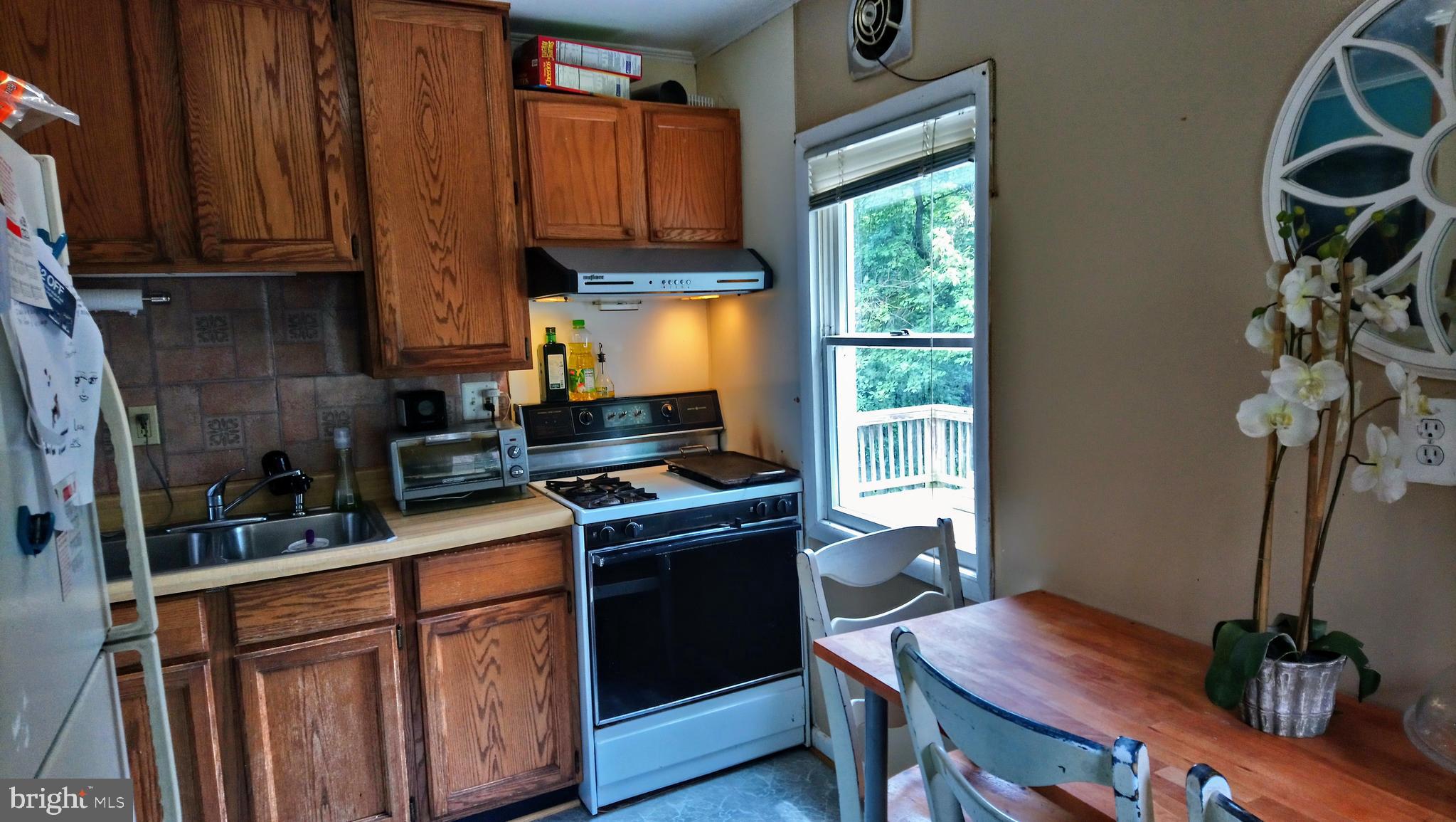 4006 Sampson Road Silver Spring, MD 20906 - Photo 3 of 16