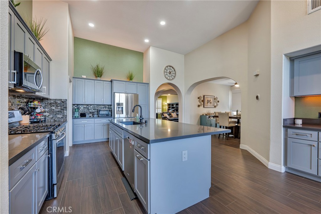 27100 Early Dawn Road Menifee, CA 92584 - Photo 30 of 71