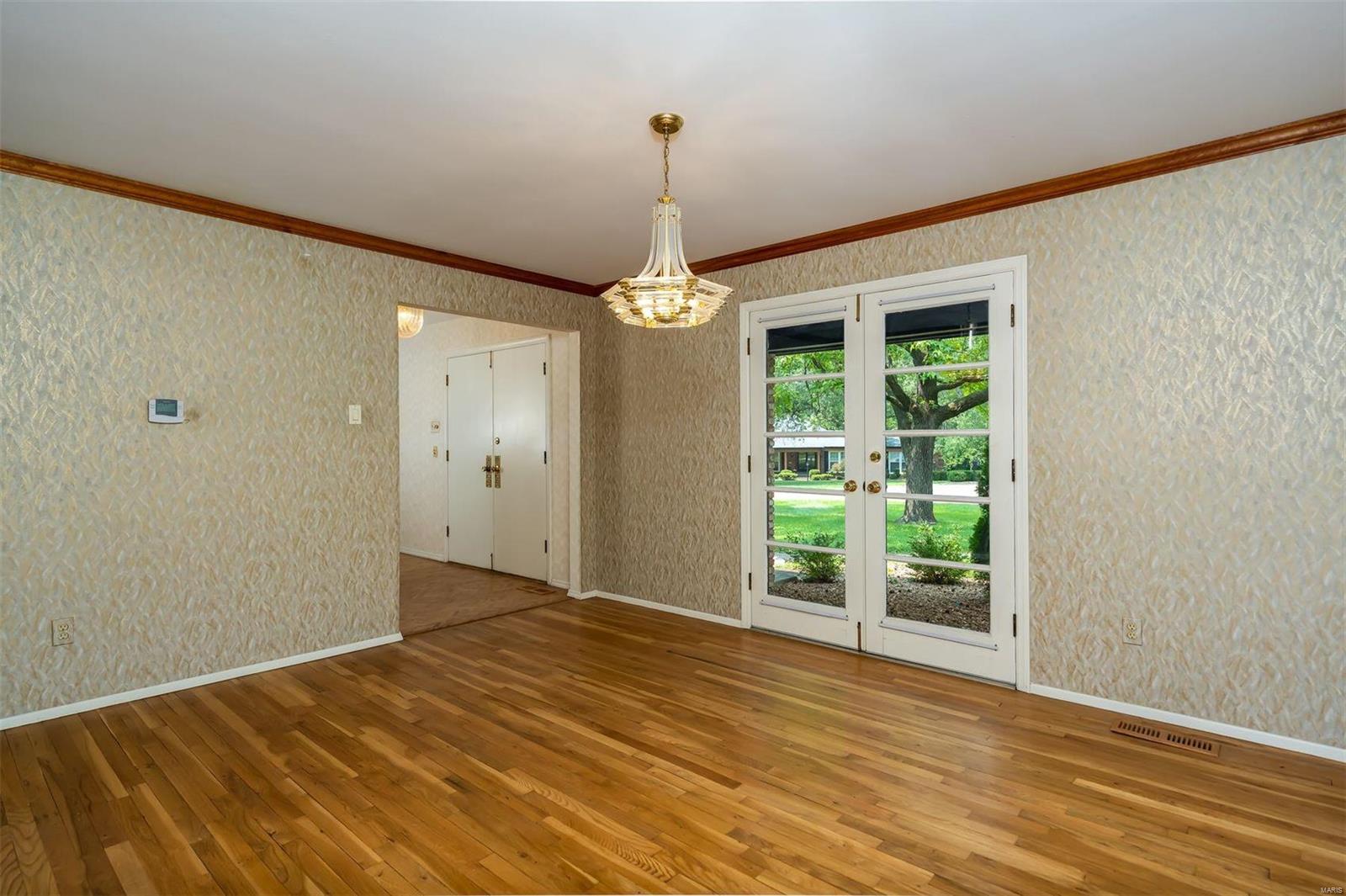 478 Ridgecorde Place St. Louis, MO 63141 - Photo 4 of 18 Gallery Image 4