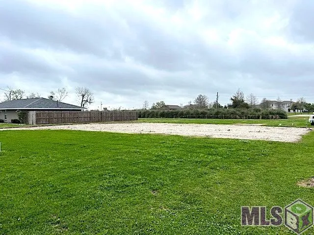 $24,000 | 272 East 74th Street, Cut Off, LA 70345