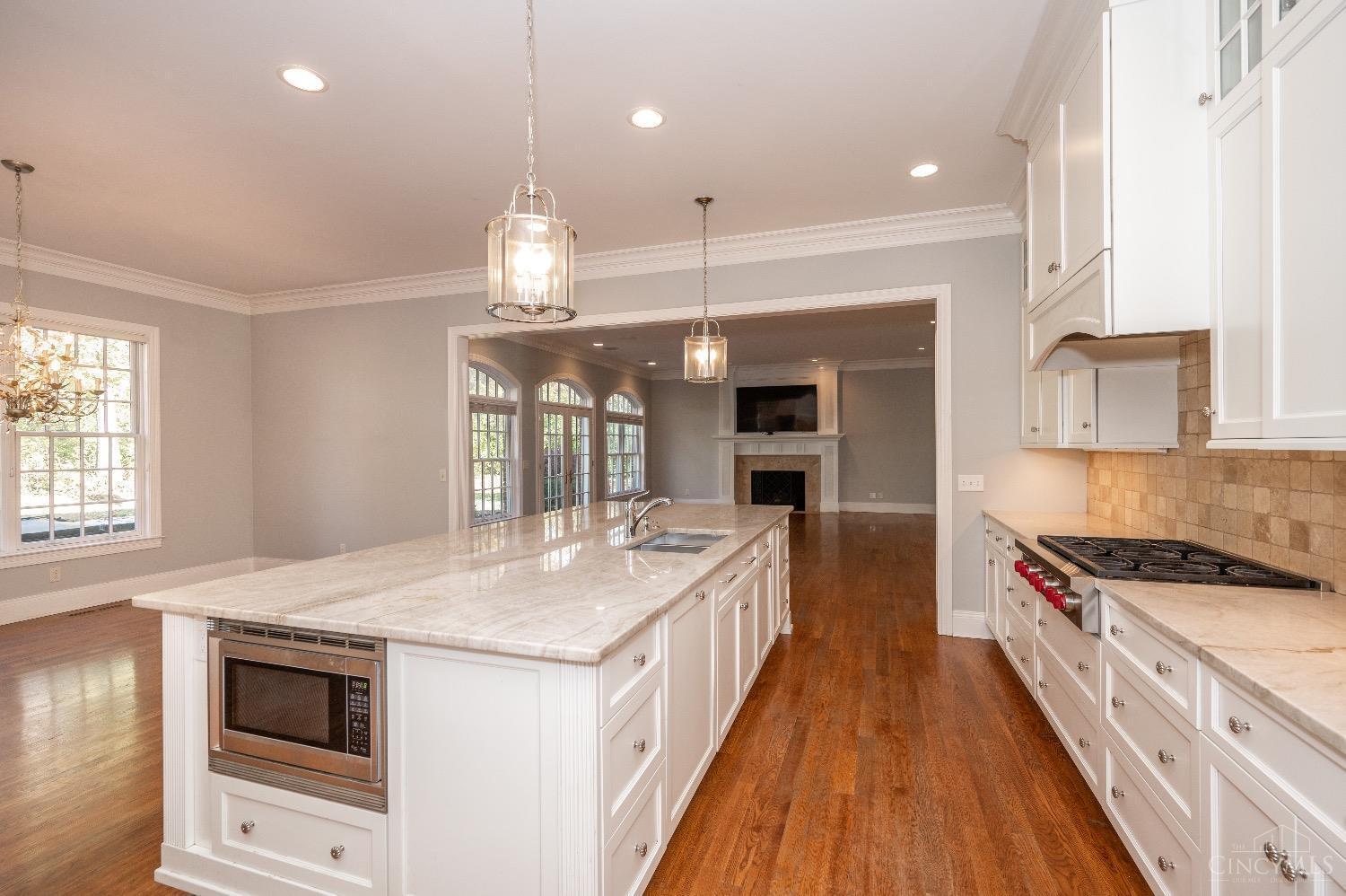 4755 Miami Road Cincinnati, OH 45243 - Photo 13 of 49