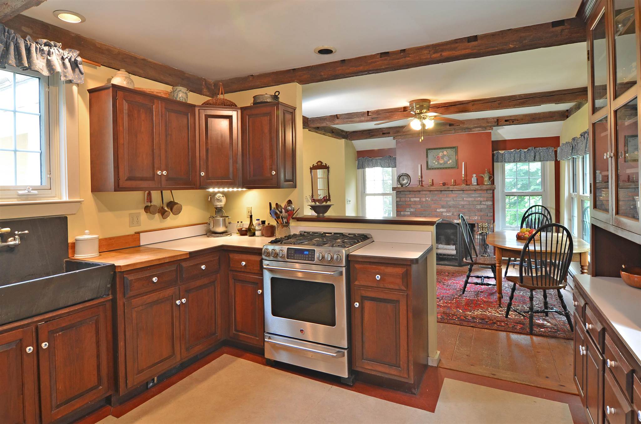 324 South Road Candia, NH 03034 - Photo 14 of 40