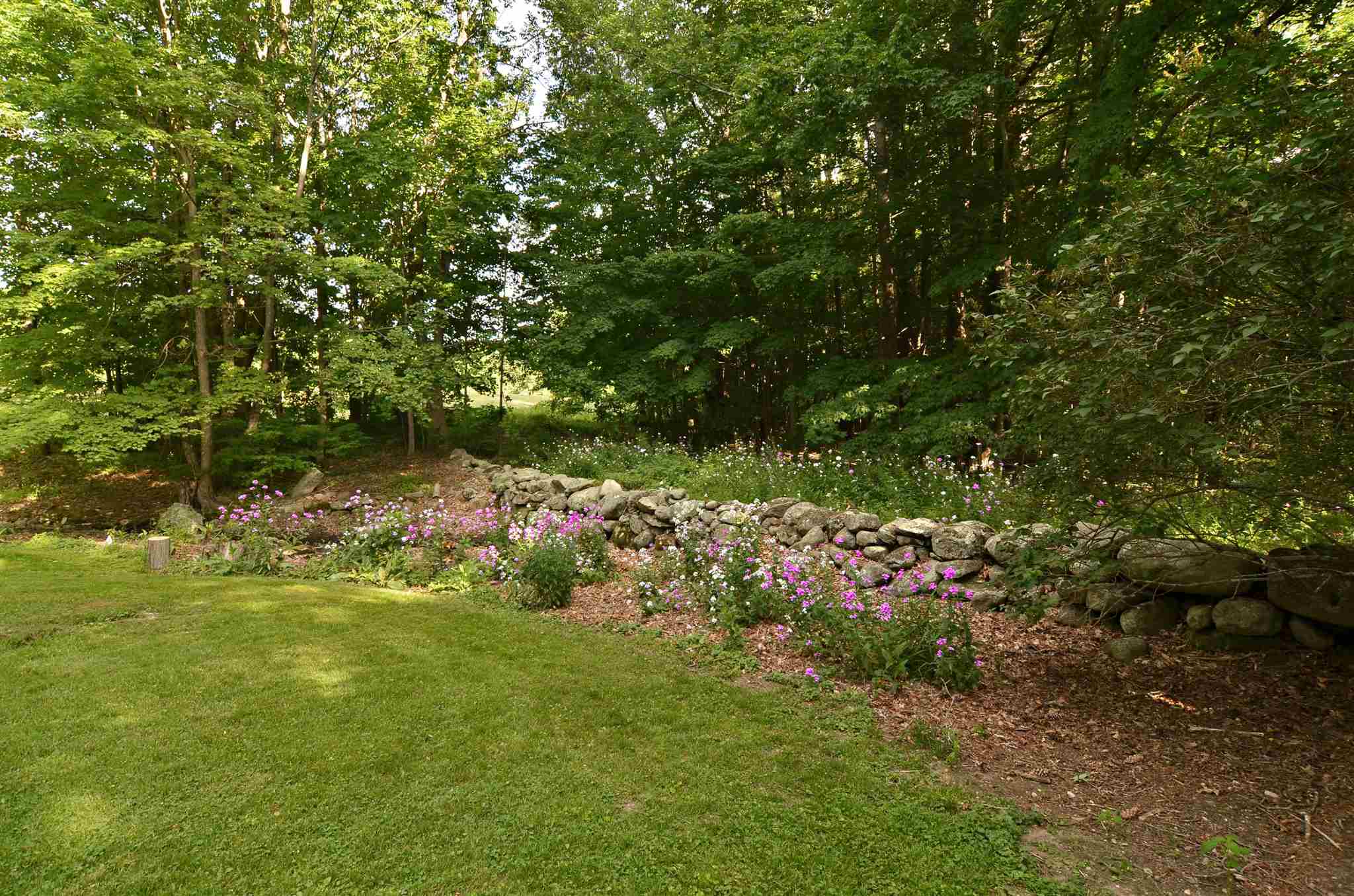 324 South Road Candia, NH 03034 - Photo 32 of 40