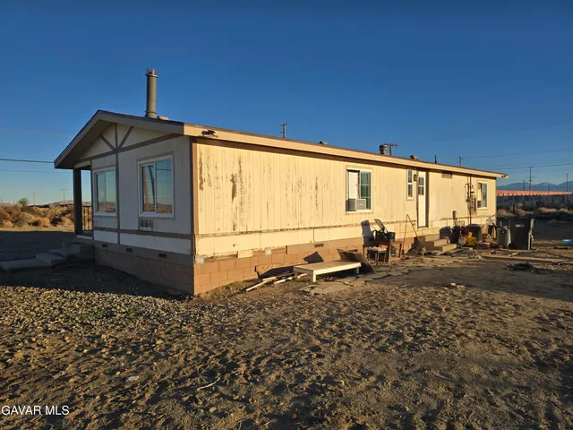 $1,500,000 | 44005 90th Street East, Lancaster, CA 93535