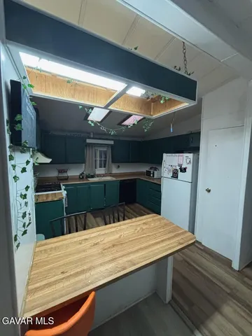 $1,500,000 | 44005 90th Street East, Lancaster, CA 93535